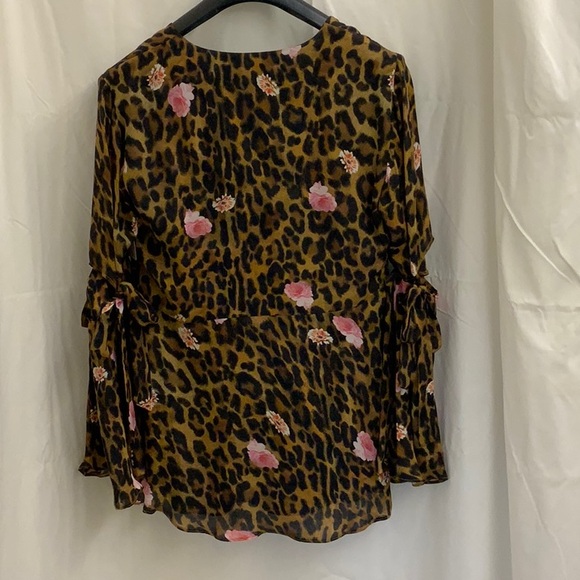 Leopard Print with Pink Flowers Silk-blend Flowing Blouse by Nicole Miller - NWT - Picture 3 of 12